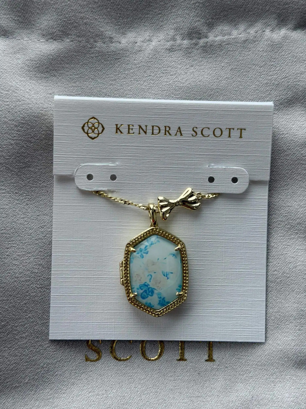 Kendra Scott Blue Pendant Necklace
